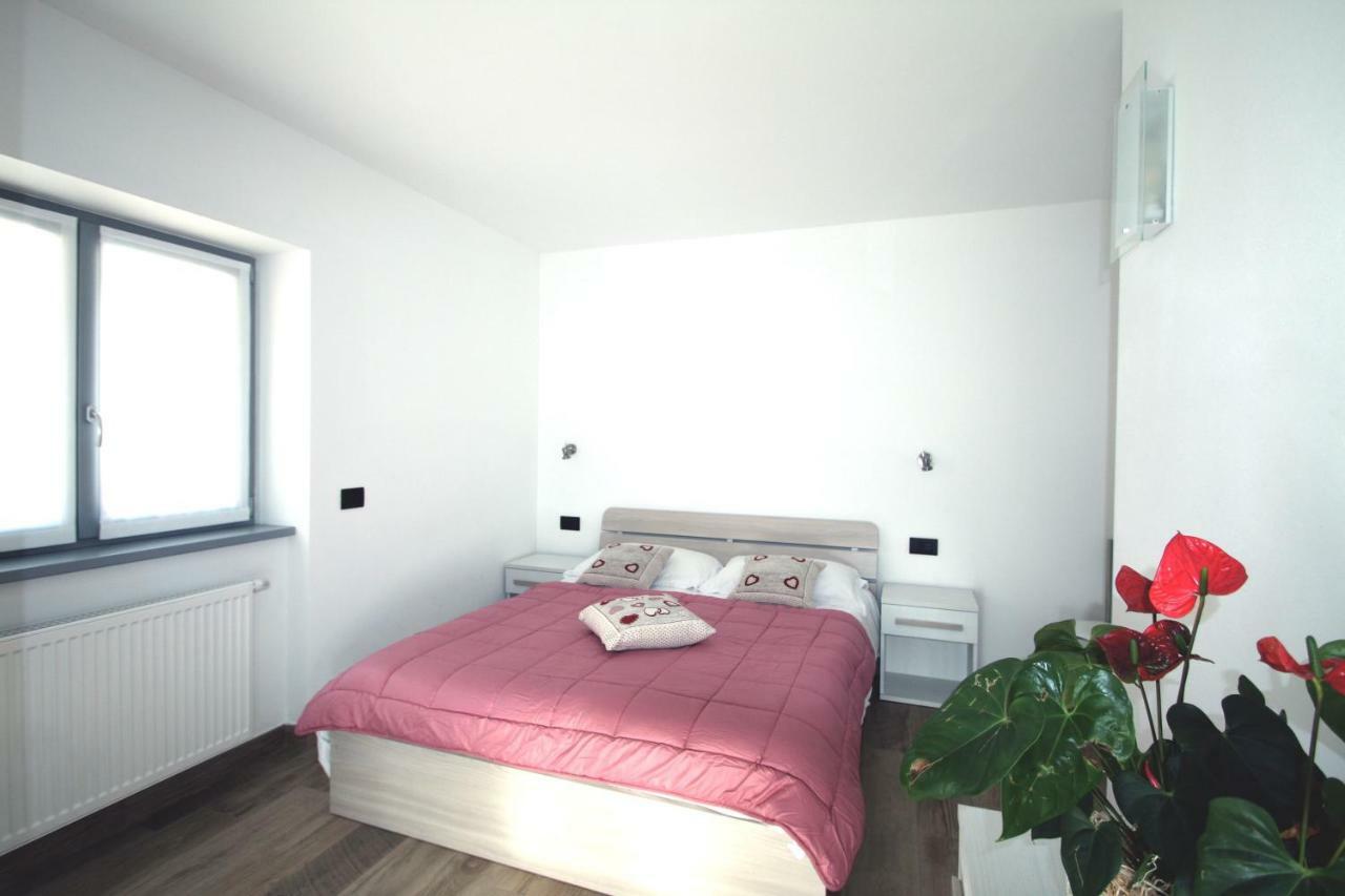 Casa Ai Stabli Apartment Mezzana  Ngoại thất bức ảnh